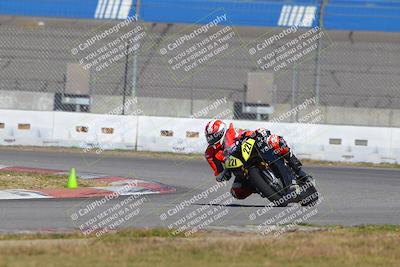 media/Nov-26-2022-Fastrack Riders (Sat) [[b001e85eef]]/Level 3/Session 3 Outside Turn 9/